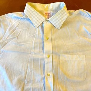 Men’s dress shirt